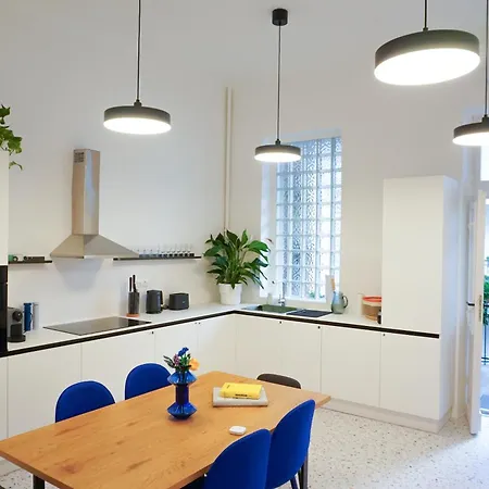 Διαμέρισμα Raday Bliss *